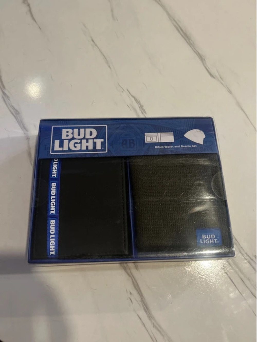 Bud Light Bifold Wallet & Beanie Gift Set Brand New in Box